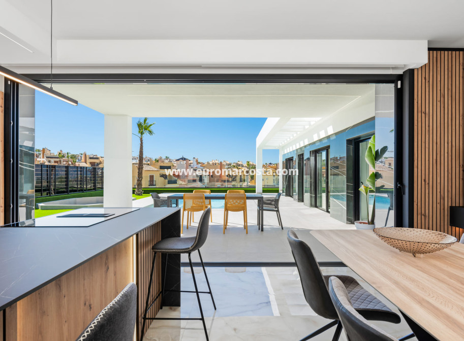 New Build - detached - Algorfa