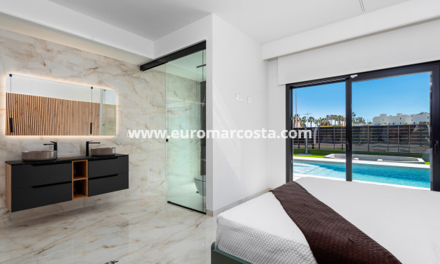 New Build - detached - Algorfa