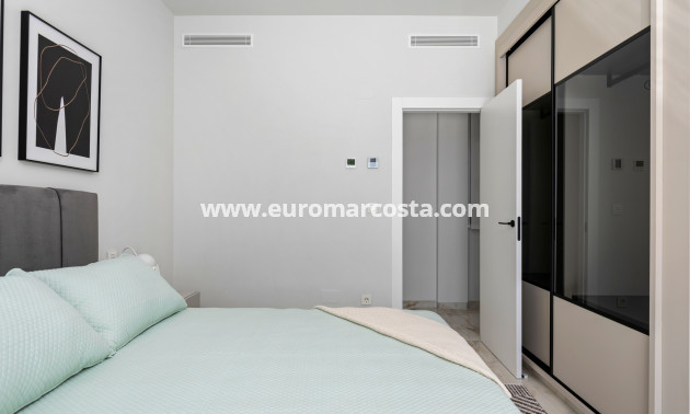 New Build - detached - Algorfa