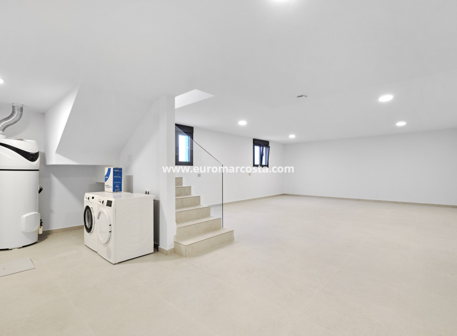 New Build - detached - San Miguel de Salinas