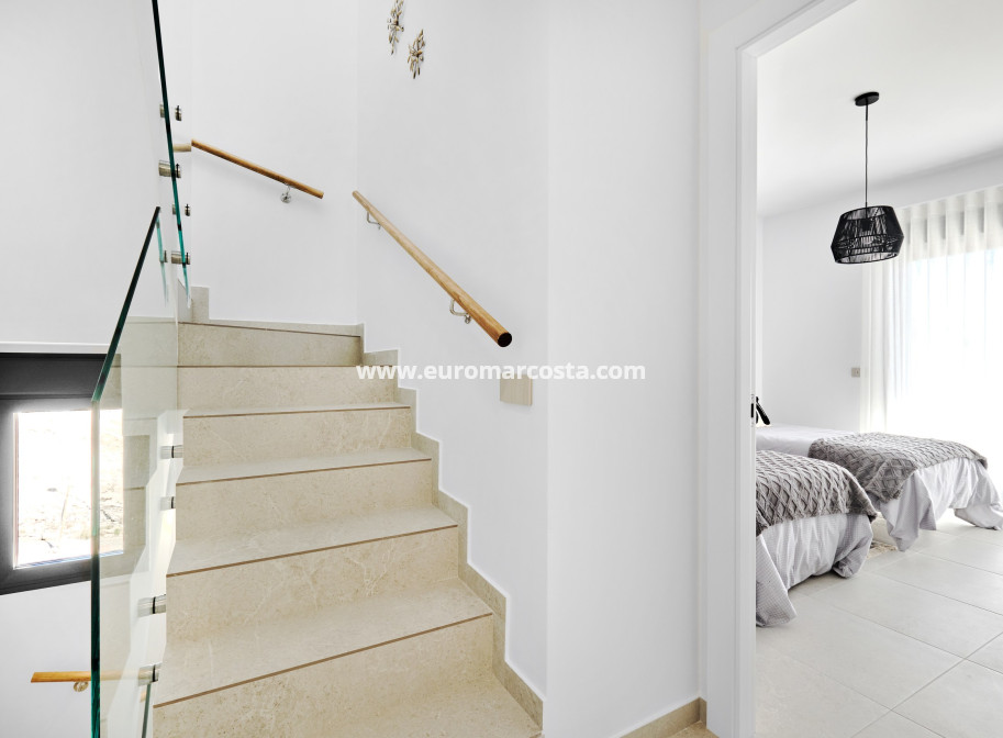 New Build - detached - San Miguel de Salinas