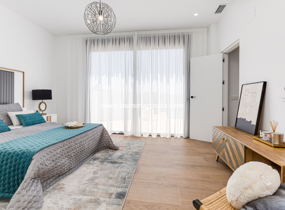 New Build - detached - Finestrat