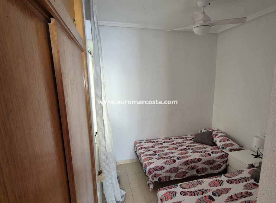 Objekte zum Wiederverkauf - Wohnung - Orihuela Costa