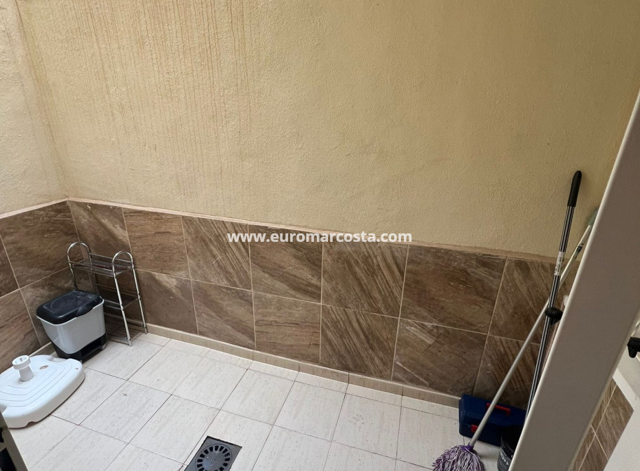 Objekte zum Wiederverkauf - Wohnung - Orihuela Costa