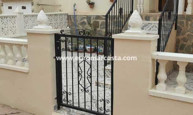 Objekte zum Wiederverkauf - Wohnung - Orihuela Costa