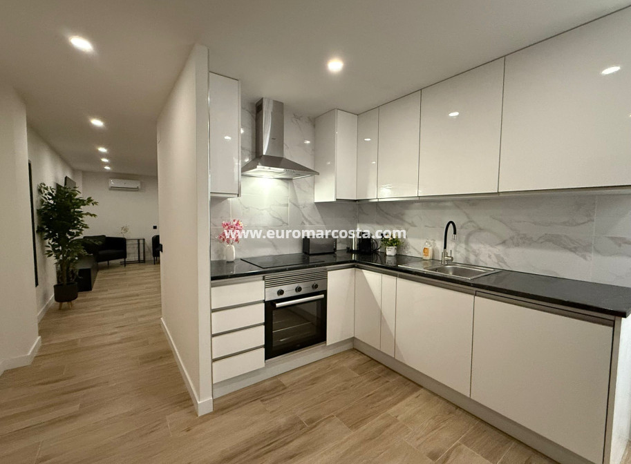 Venta - Apartamento / piso - Torrevieja - TORREVIEJA