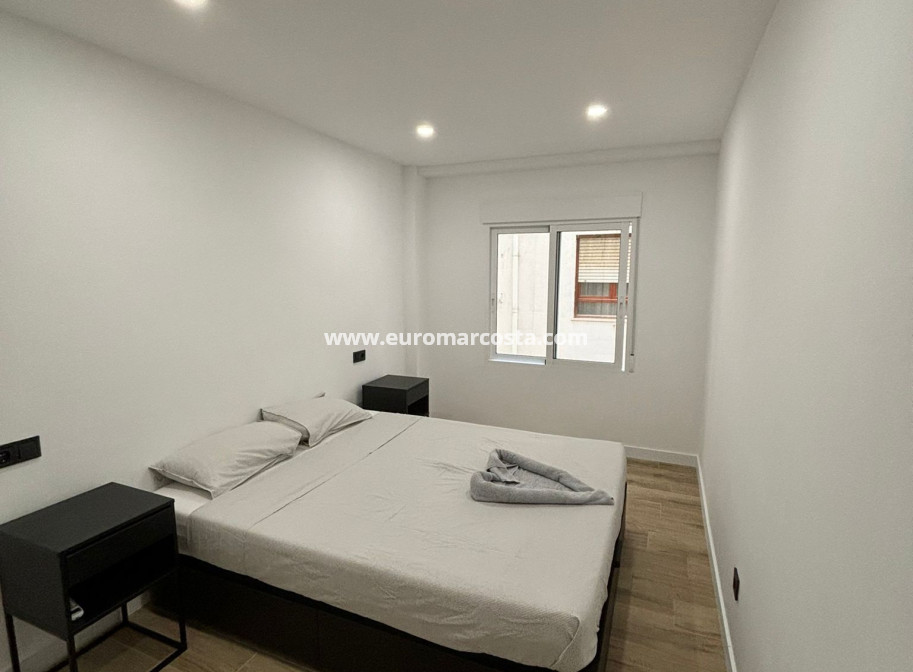 Venta - Apartamento / piso - Torrevieja - TORREVIEJA