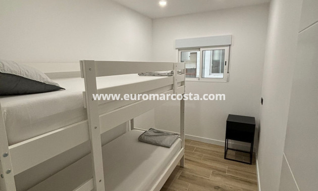 Venta - Apartamento / piso - Torrevieja - TORREVIEJA