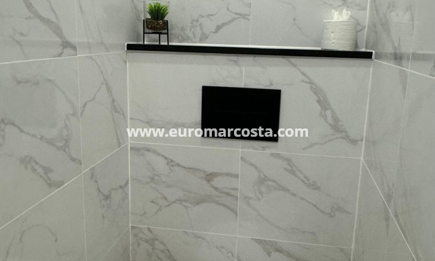 Venta - Apartamento / piso - Torrevieja - TORREVIEJA