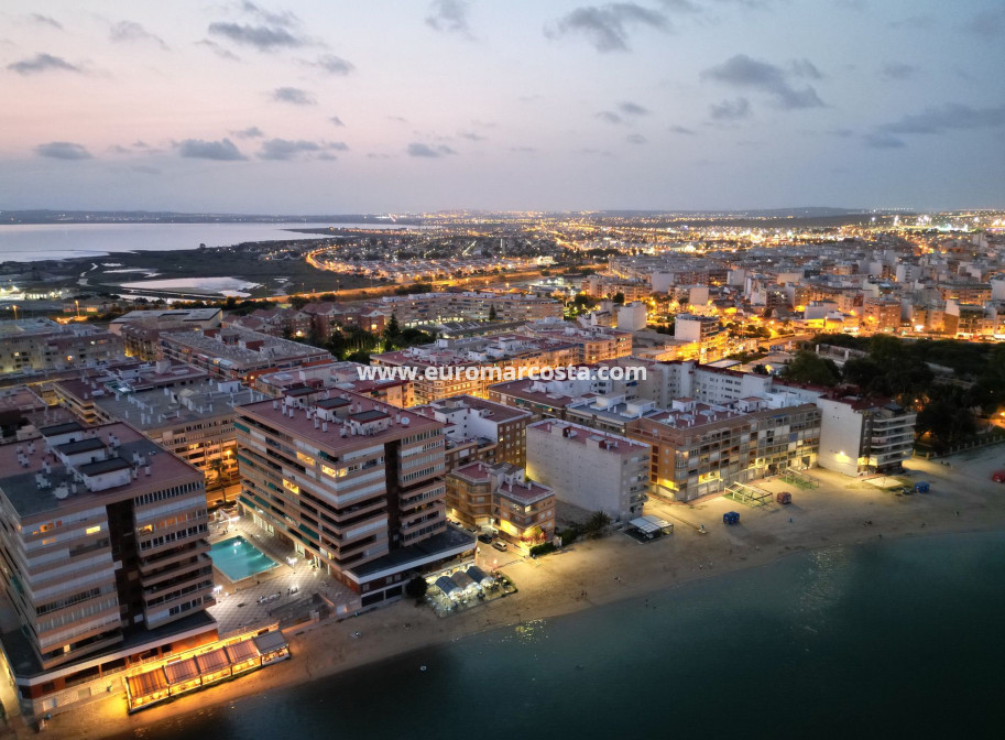 Venta - Apartamento / piso - Torrevieja - TORREVIEJA