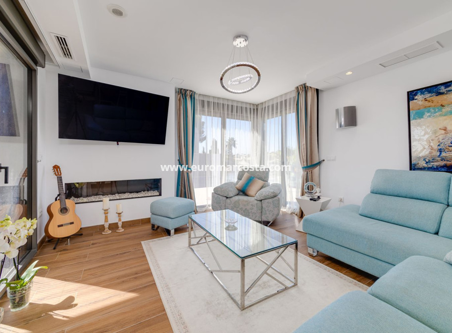 Sale - Apartment / flat - Torrevieja - TORREVIEJA