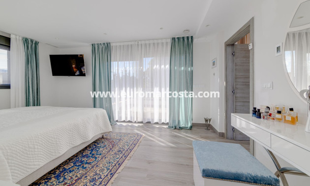 Sale - Apartment / flat - Torrevieja - TORREVIEJA