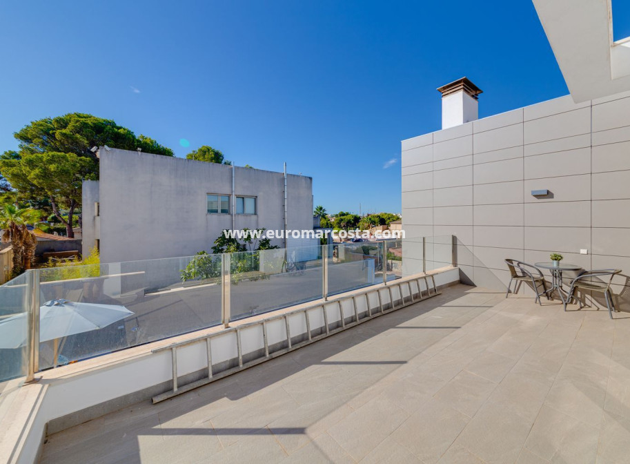 Sale - Apartment / flat - Torrevieja - TORREVIEJA