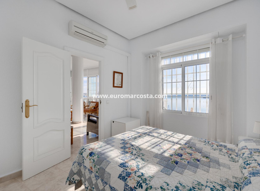 Objekte zum Wiederverkauf - Wohnung - Torrevieja - TORREVIEJA