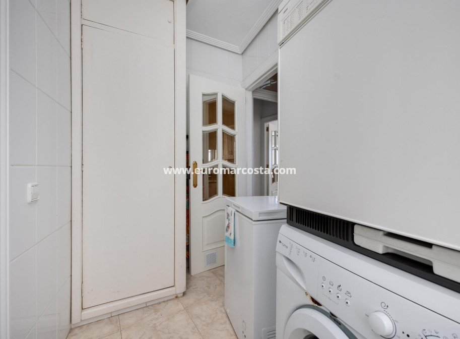 Objekte zum Wiederverkauf - Wohnung - Torrevieja - TORREVIEJA