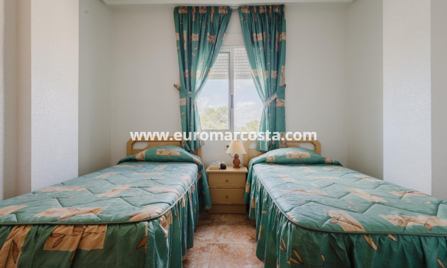 Objekte zum Wiederverkauf - Wohnung - Torrevieja - TORREVIEJA