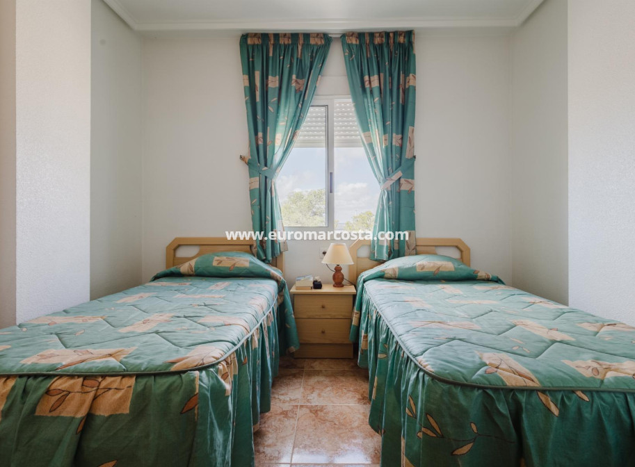 Objekte zum Wiederverkauf - Wohnung - Torrevieja - TORREVIEJA