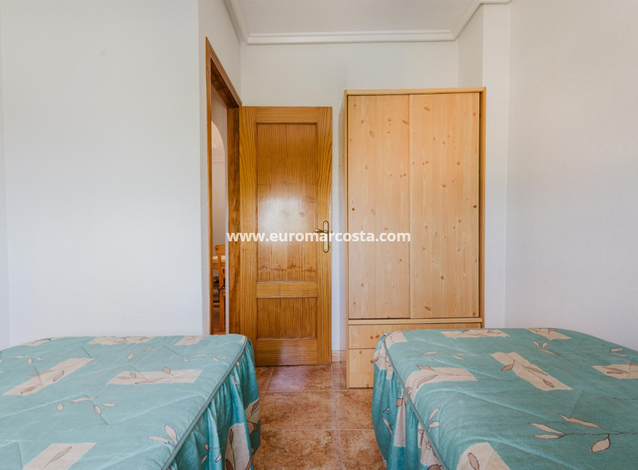 Objekte zum Wiederverkauf - Wohnung - Torrevieja - TORREVIEJA
