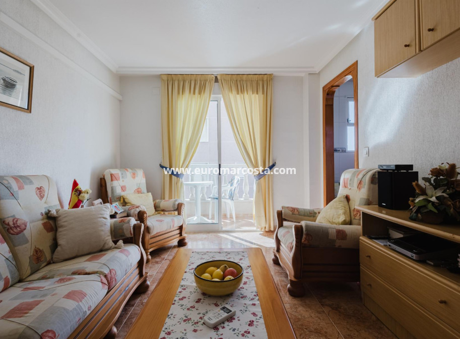 Objekte zum Wiederverkauf - Wohnung - Torrevieja - TORREVIEJA