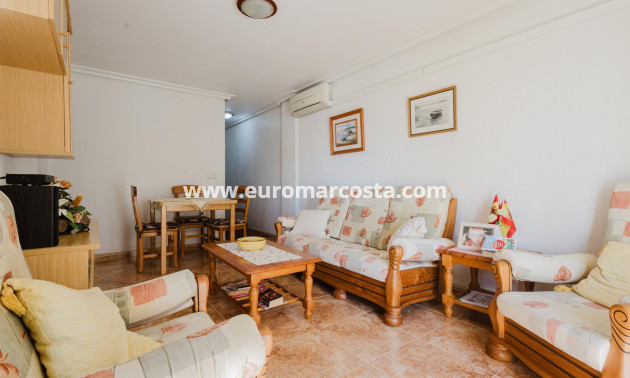 Objekte zum Wiederverkauf - Wohnung - Torrevieja - TORREVIEJA