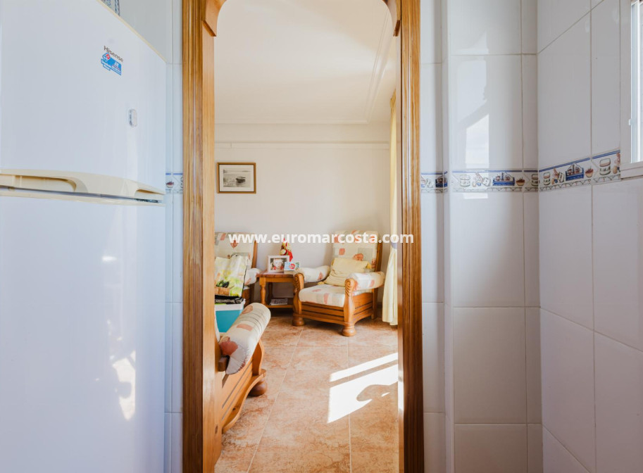 Objekte zum Wiederverkauf - Wohnung - Torrevieja - TORREVIEJA