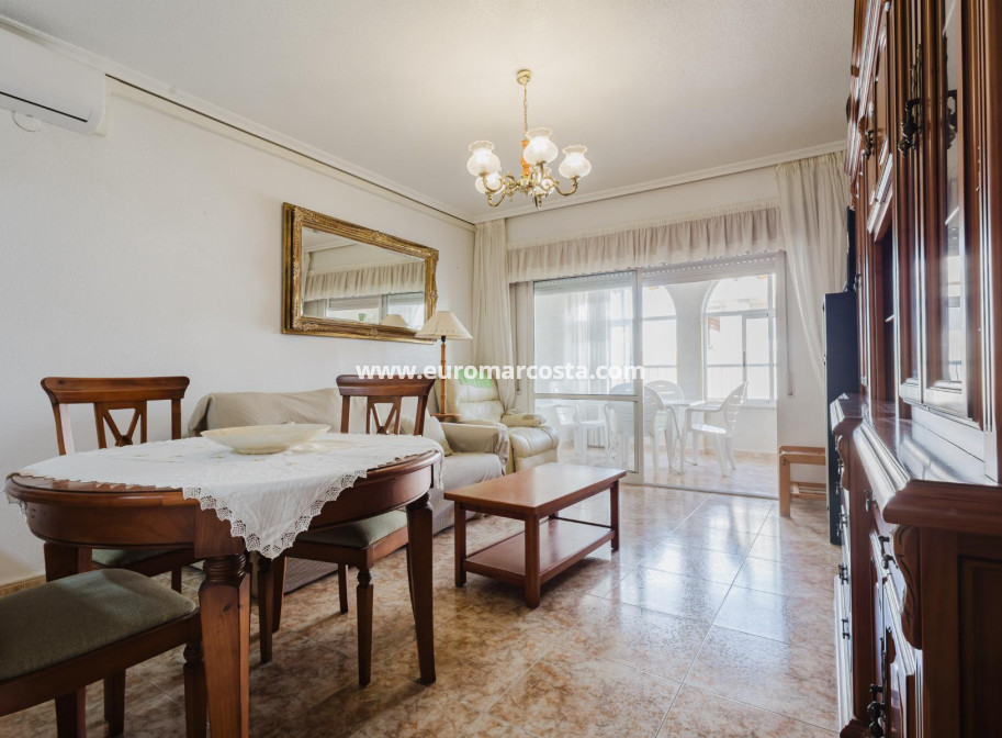 Objekte zum Wiederverkauf - Wohnung - Torrevieja - TORREVIEJA