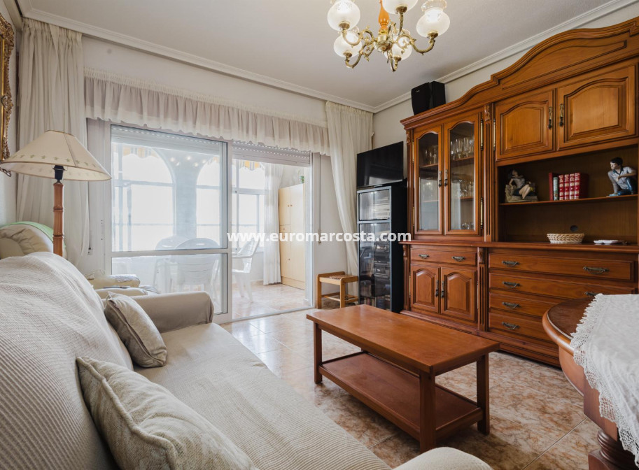Objekte zum Wiederverkauf - Wohnung - Torrevieja - TORREVIEJA