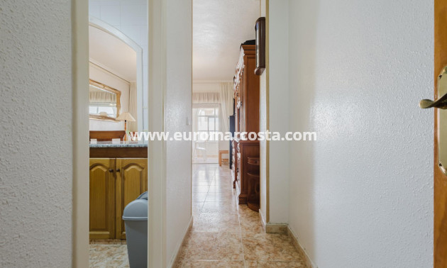 Objekte zum Wiederverkauf - Wohnung - Torrevieja - TORREVIEJA