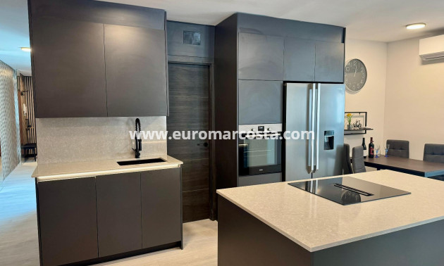 Objekte zum Wiederverkauf - Wohnung - Torrevieja - TORREVIEJA