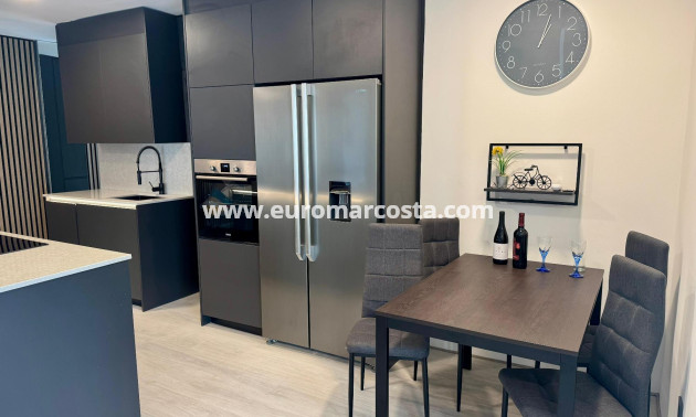 Objekte zum Wiederverkauf - Wohnung - Torrevieja - TORREVIEJA