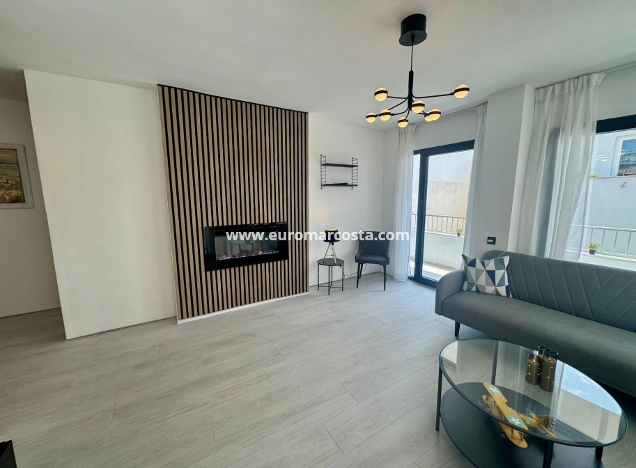 Objekte zum Wiederverkauf - Wohnung - Torrevieja - TORREVIEJA