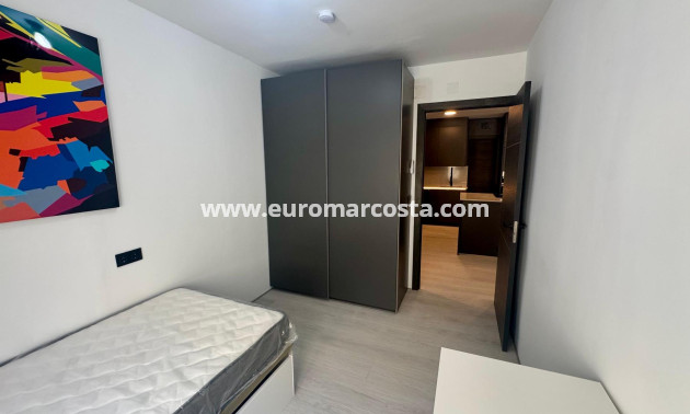 Objekte zum Wiederverkauf - Wohnung - Torrevieja - TORREVIEJA