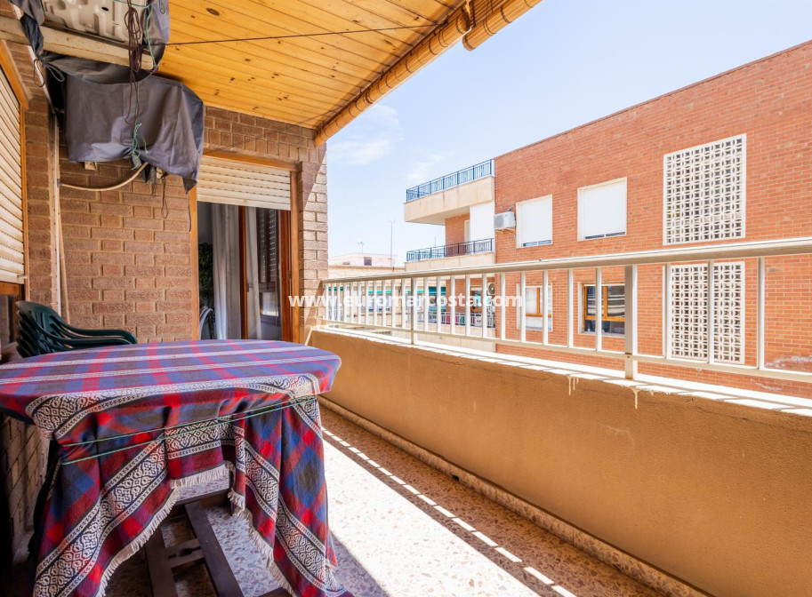 Venta - Apartamento / piso - Torrevieja - TORREVIEJA