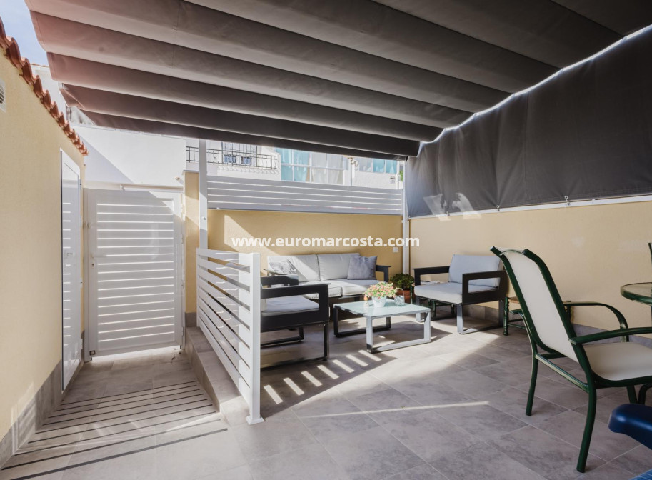 Sale - Bungalow - Torrevieja - TORREVIEJA