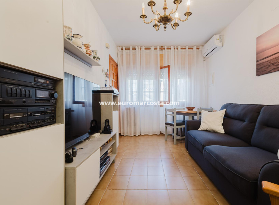Sale - Bungalow - Torrevieja - TORREVIEJA