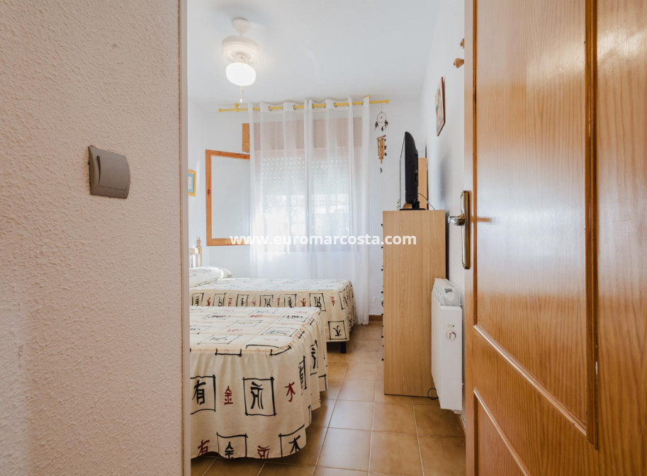 Sale - Bungalow - Torrevieja - TORREVIEJA