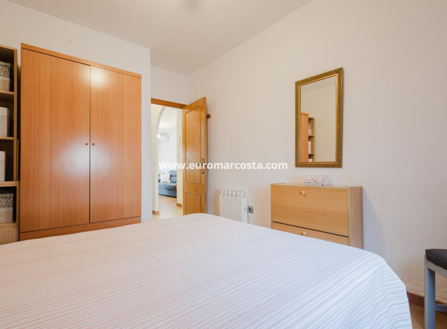 Sale - Bungalow - Torrevieja - TORREVIEJA