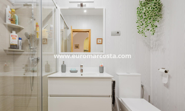 Sale - Bungalow - Torrevieja - TORREVIEJA