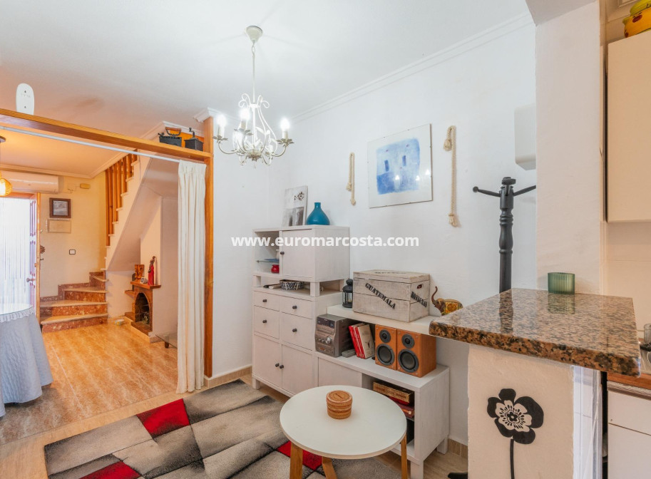 Sale - Townhouse - Torrevieja - TORREVIEJA