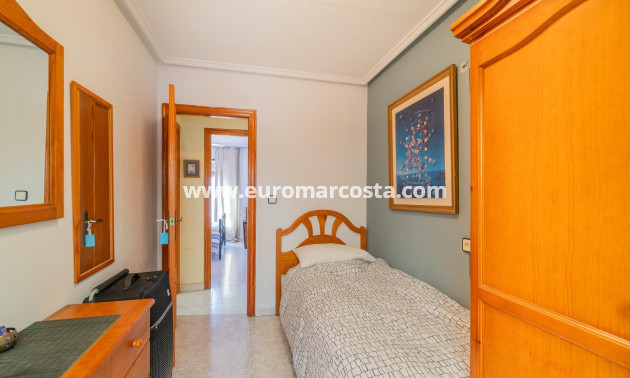 Sale - Townhouse - Torrevieja - TORREVIEJA