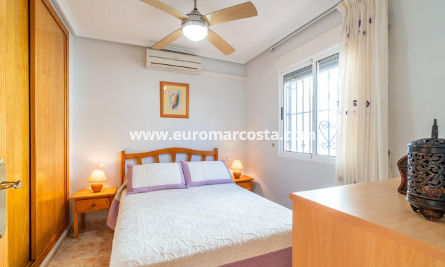 Objekte zum Wiederverkauf - Haus - Orihuela Costa