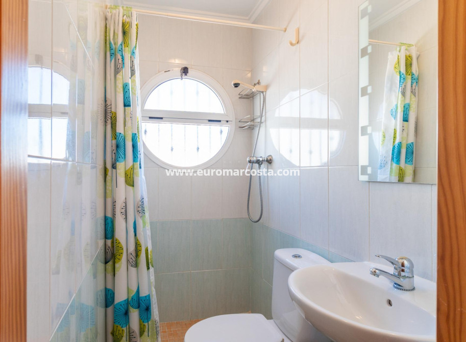 Objekte zum Wiederverkauf - Haus - Orihuela Costa