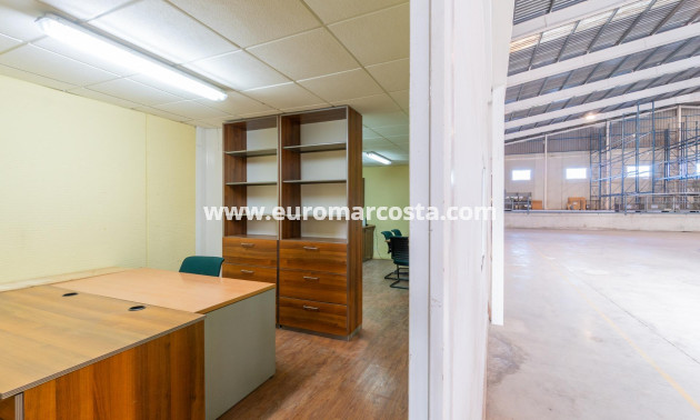 Long time Rental - Industrial unit - Pilar de la Horadada