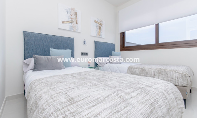 New Build - Bungalow - Torrevieja - TORREVIEJA