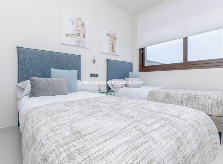 New Build - Bungalow - Torrevieja - TORREVIEJA