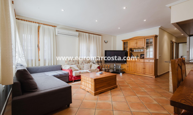 Venta - Apartamento / piso - Torrevieja - TORREVIEJA