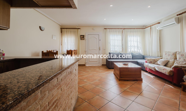 Venta - Apartamento / piso - Torrevieja - TORREVIEJA