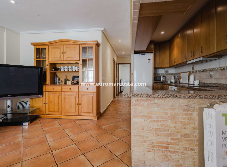 Venta - Apartamento / piso - Torrevieja - TORREVIEJA