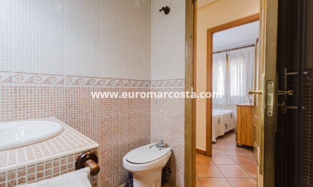 Venta - Apartamento / piso - Torrevieja - TORREVIEJA