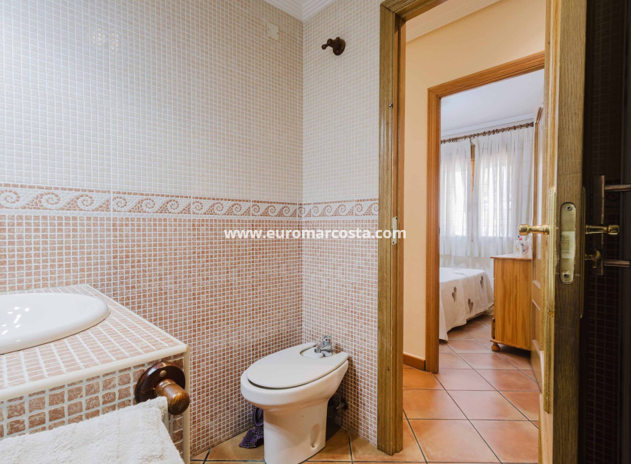 Venta - Apartamento / piso - Torrevieja - TORREVIEJA